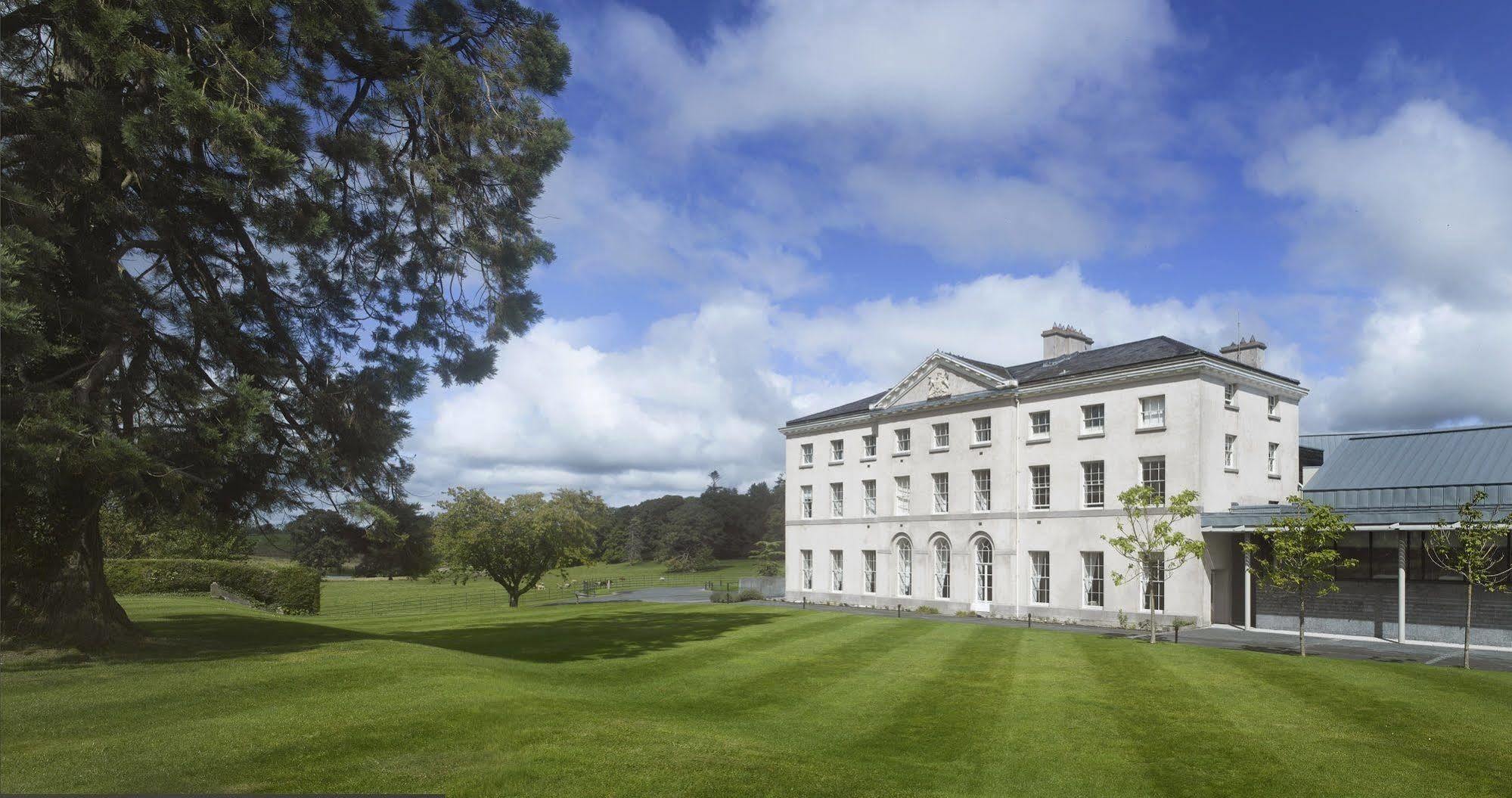 Farnham Estate Spa And Golf Resort Cavan Exterior photo